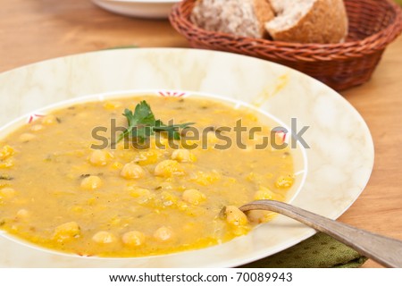 pot of chick-pea and lentil moroccan soup