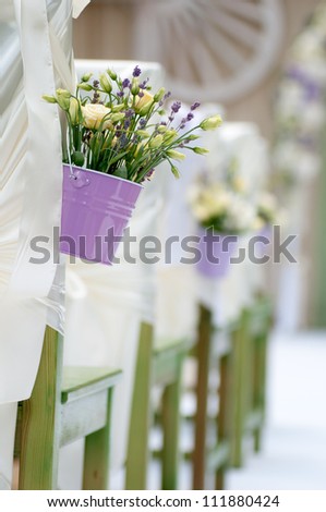 Beautiful bouquet of roses and lavender   in bucket