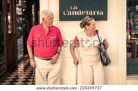SANTIAGO, RM / CHILE - MARCH 17 2013 - Unidentified old married couple, shopping in Santiago on March 17, 2013 in Santiago, Chile.