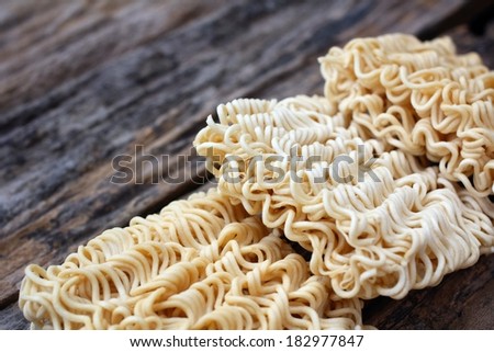 Dry instant noodle - noodles of fast preparation