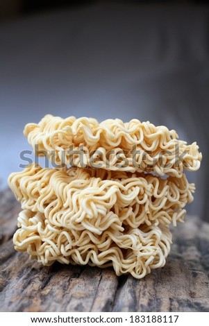 Dry instant noodle - noodles of fast preparation