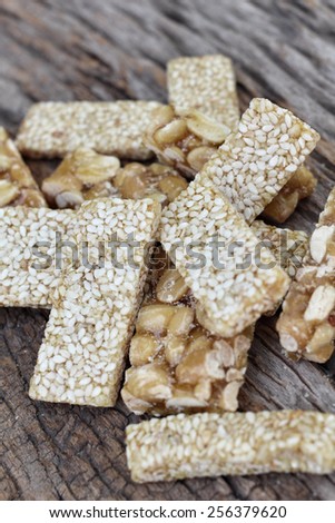 Sugar bar with sesame and peanut from china food