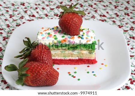 Strawberries with fancy cake