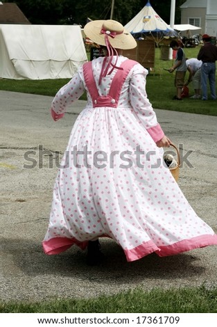 Lady dressed in civil war attire