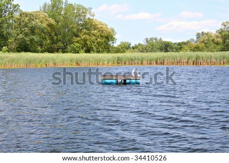 Diving platform in lake