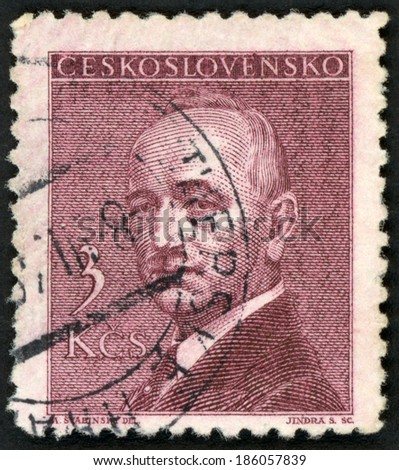 CESKOSLOVENSKO - CIRCA 1946: post stamp printed in Czech shows portrait of second Czechoslovakia president Edvard Benes (leader, minister, diplomat), Scott 320 A116 3k red purple, circa 1946