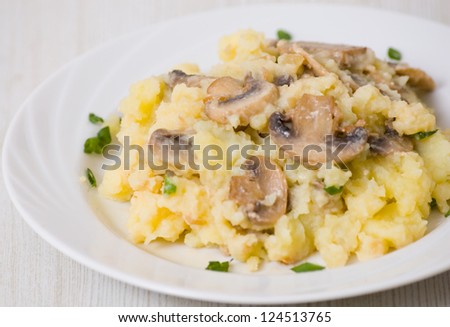 mushrooms with mashed potato