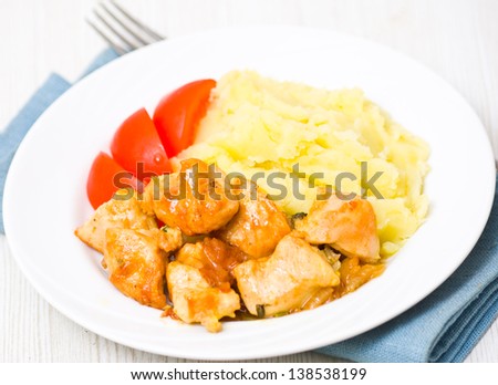 chicken breast with mashed potato