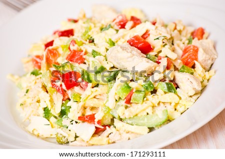 fresh salad with chicken and vegetables
