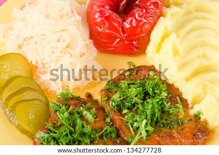 Stewed meat with vegetables