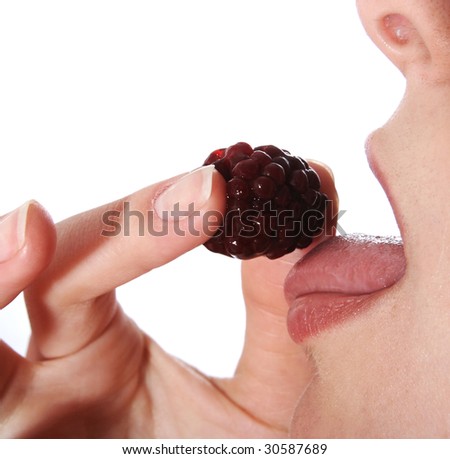 blackberry eating