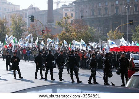 Italian protest to unfair labor laws