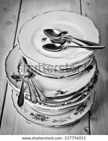 cake plate as a collection