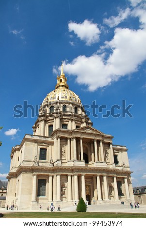 Dome church, home of Napoleon\'s tomb