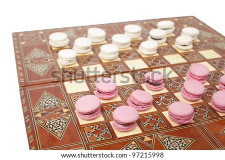 Macaroon chess - a new game for non-dieting people