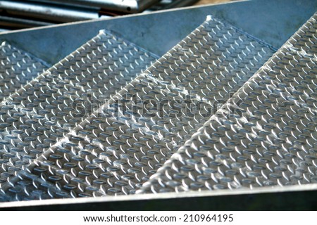 Hot-dip galvanized steel grating