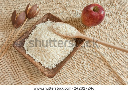 white rice as natural ingredient