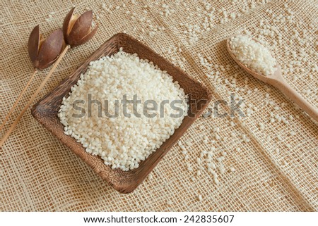 white rice as natural ingredient