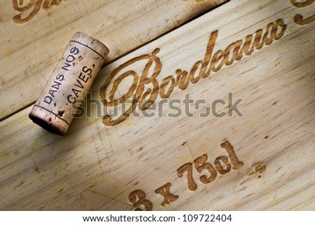Wooden box for Bordeaux wine