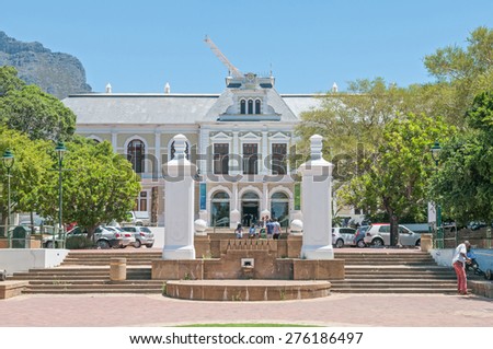 CAPE TOWN, SOUTH AFRICA - DECEMBER 18, 2014:  The South African Museum in the Company Gardens built in 1897