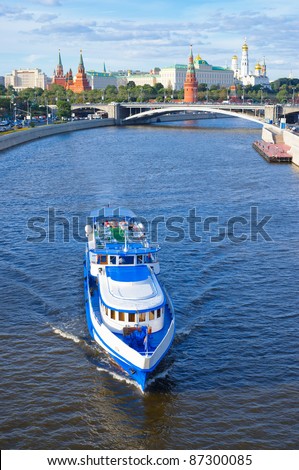 Moscow river. Ship float on the Moscow river against the backdrop of the Moscow Kremlin.