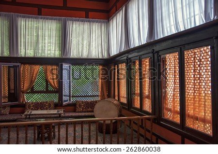 BAKHCHISARAI, UKRAINE - AUGUST 12: Interior of Khan\'s Palace in Bakhchisaray, Crimea on August 12, 2011. The palace interior has been decorated to reflect the traditional 16th-century Tatar style