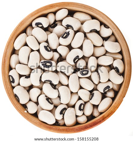 Black eyed peas beans bowl dish top view close up isolated on a white background