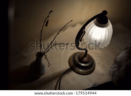 Dim light night lamp