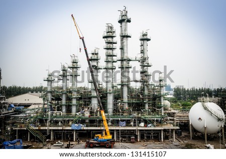 maintenance column tower in petrochemical plant