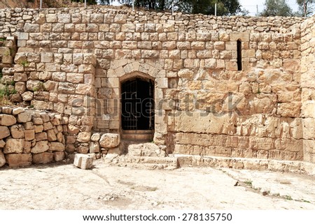 Crusader Farmhouse Ruins - Aqua Bella Springs near Jerusalem