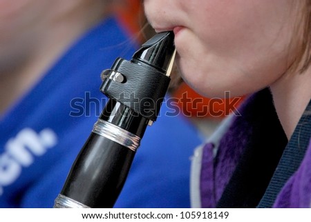 Female clarinet player