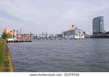 Cruise \'\'Cruiseship\'\'Amsterdam Netherlands Holland