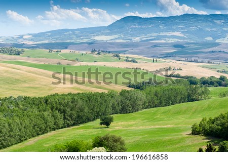 A typical scene in the rolling hills of the Tuscan landscape.