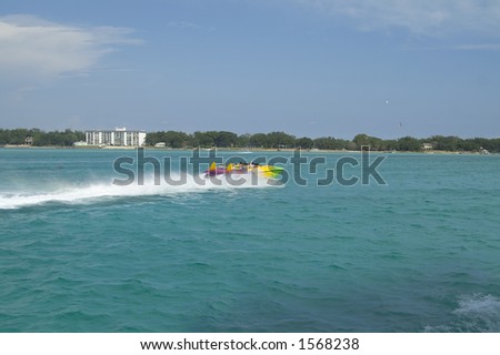 fast boat in the gulf
