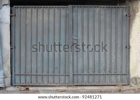 old vintage garage door