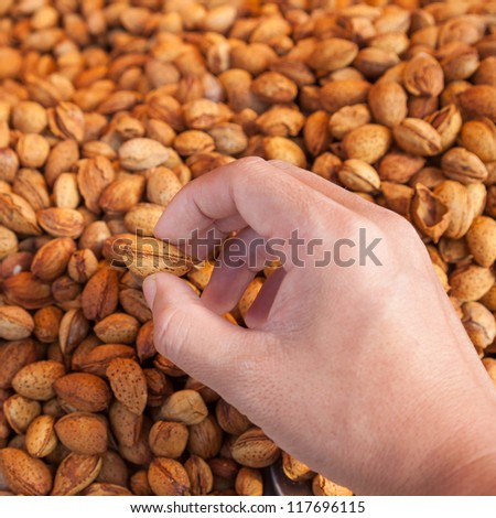 hand pick roasted almond