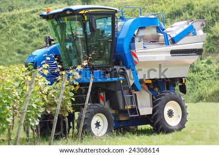 Harvest machine in the summer