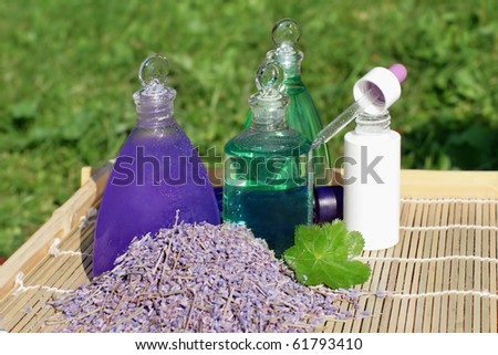 Cosmetic preparations from a lavender and aloe vera - essential oil and lotion