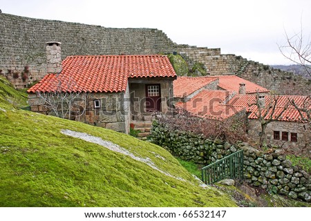 Several medieval houses into the wall castle of Sortelha