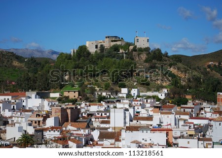 General view of the town, Monda, Malaga Province, Andalusia, Spain, Western Europe.