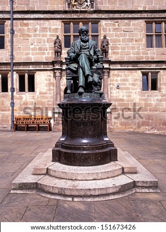 Statue of Charles Darwin infront of Castle gate Library, Shrewsbury, Shropshire, England, UK, Western Europe.