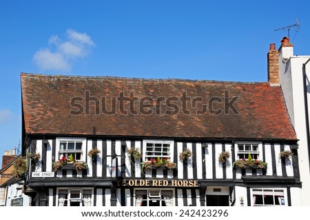 EVESHAM, UNITED KINGDOM - SEPTEMBER 8, 2014 - The timber framed Ye Olde Red Horse Pub along Vine Street in the town centre, Evesham, Worcestershire, England, UK, Western Europe, September 8, 2014.