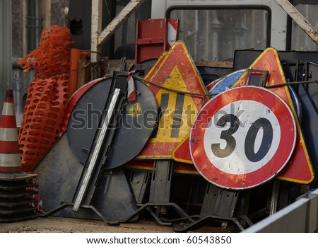 Lorry Road Sign