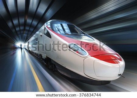 Super streamlined train