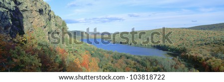 Autumn color at Porcupine State Park, Michigan\'s Upper Peninsula, Michigan