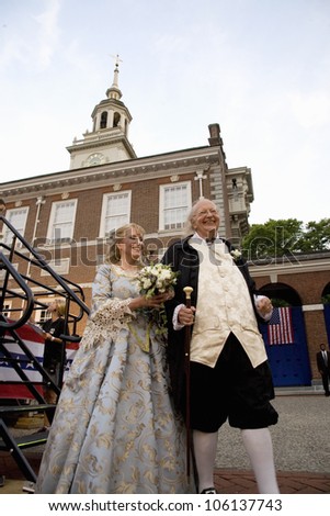 Ben Franklin and Betsy Ross actors married in real life on July 3, 2008 in front of Independence Hall, Philadelphia, Pennsylvania
