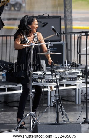 LAS VEGAS - NOVEMBER 01: Sheila E. performs  at President Obama`s Campaign rally at Cheyenne Sports Complex on November 1, 2012 in North Las Vegas, Nevada