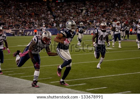 BOSTON - OCTOBER 16: Dallas Cowboy runner returns kick at Gillette Stadium, New England Patriots vs. Dallas Cowboys on October 16, 2011 in Foxborough, Boston, MA