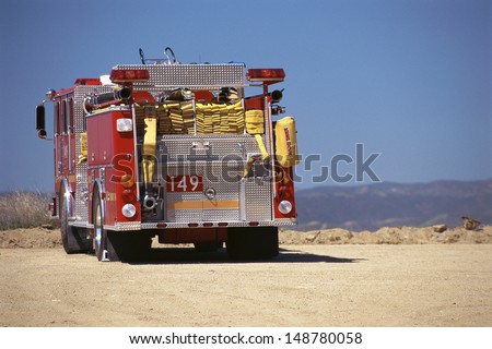 SOUTHERN CALIFORNIA MOUNTAINS - CIRCA 1990\'s: Rear view of fire engine in California