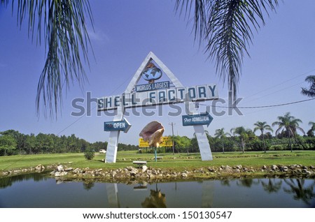 FORT MYERS, FLORIDA - CIRCA 1990\'S: Shell Factory, Fort Myers, Florida